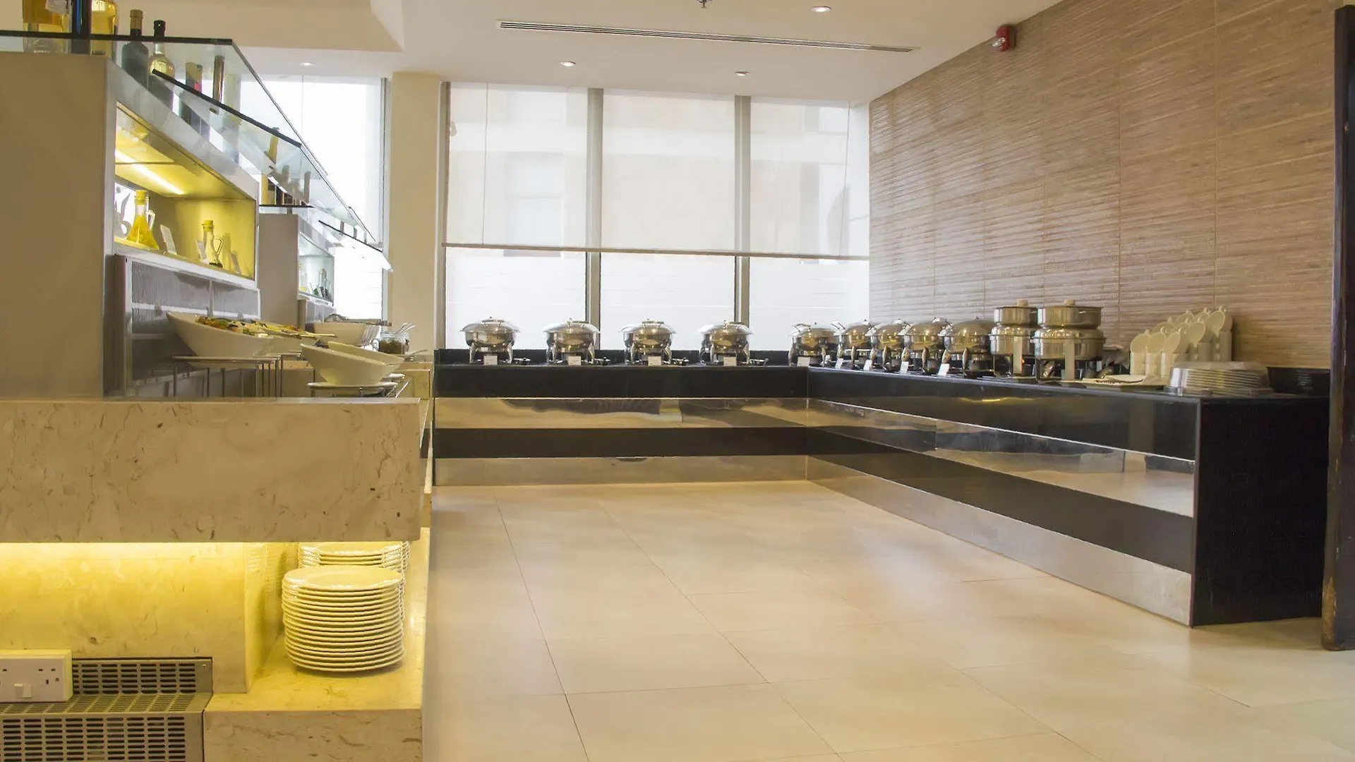 Copthorne Downtown By Millennium Hotel Abu Dhabi 4*,